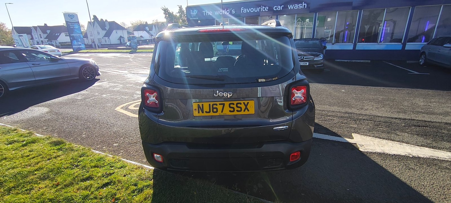 Used Jeep Renegade 2017 for sale - 76310090: Photo 4