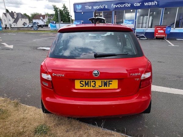 Used Skoda Fabia 2013 for sale - 74823889: Photo 4