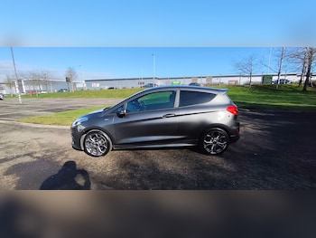 Used Ford Fiesta 2019 for sale - 77795191: Photo
