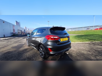 Used Ford Fiesta 2019 for sale - 77795191: Photo