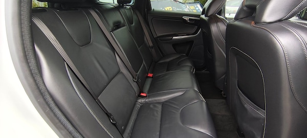 Used Volvo XC60 2015 for sale - 76112125: Photo 13
