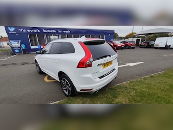 Used Volvo XC60 2015 for sale - 76112125: Photo 3