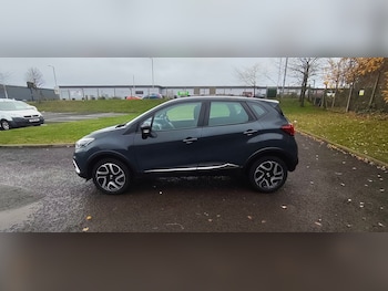 Used Renault Captur 2018 for sale - 76623780: Photo