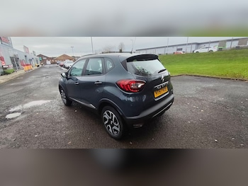 Used Renault Captur 2018 for sale - 76623780: Photo