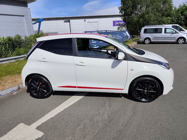 Used Toyota AYGO 2017 for sale - 74714877: Photo 6