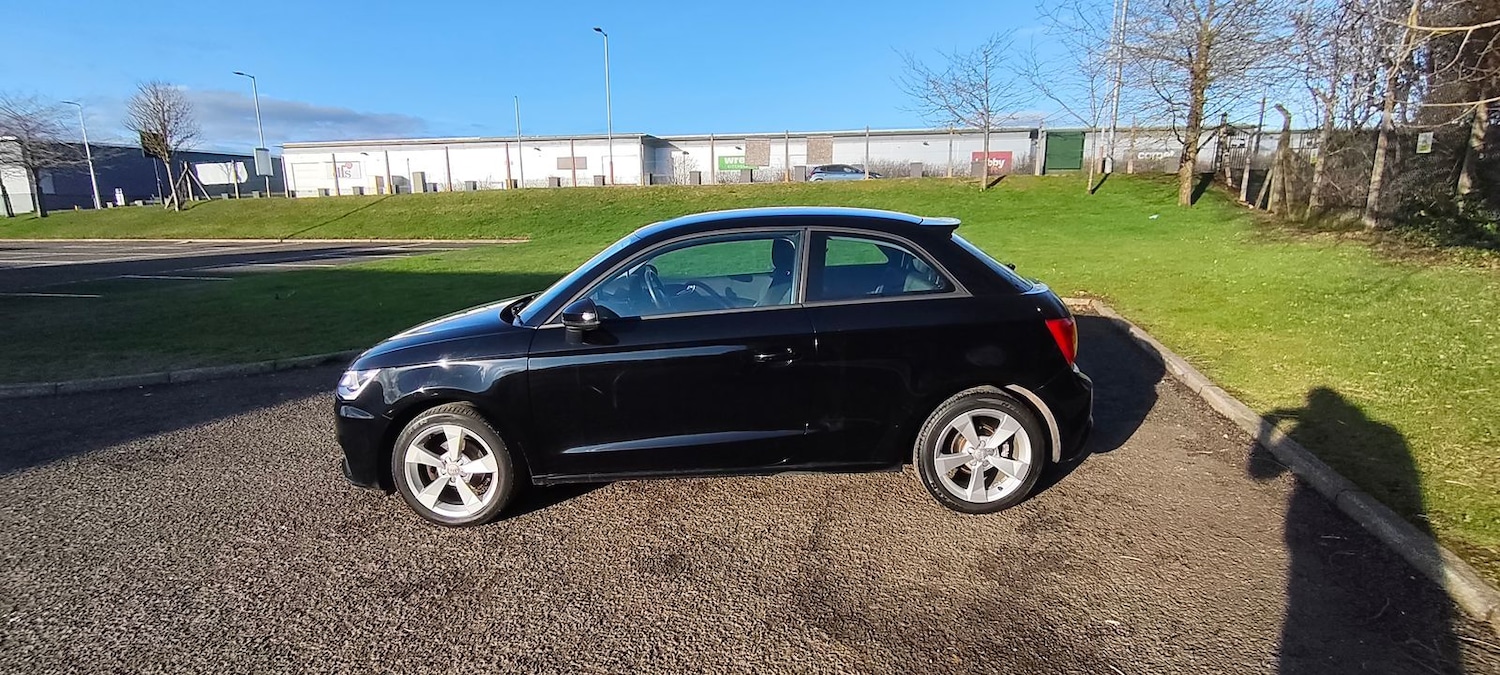 Used Audi A1 2018 for sale - 77588665: Photo 2