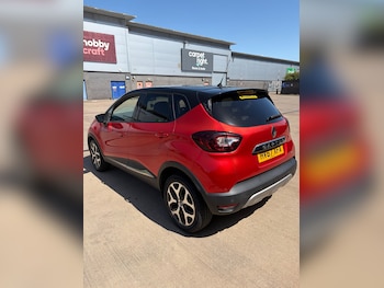 Used Renault Captur 2017 for sale - 79397094: Photo