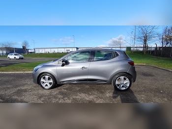 Used Renault Clio 2013 for sale - 77795186: Photo