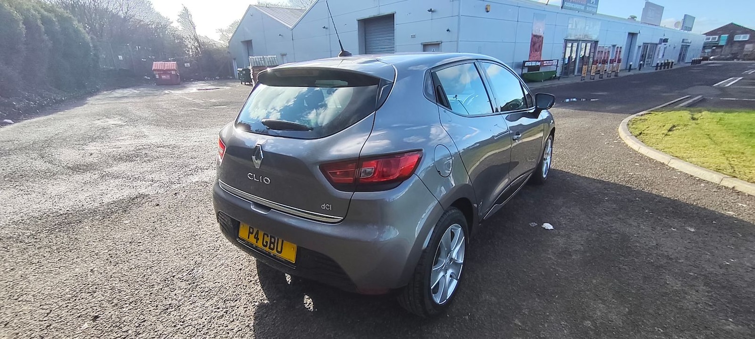 Used Renault Clio 2013 for sale - 77795186: Photo 5