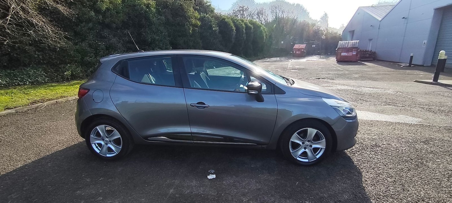 Used Renault Clio 2013 for sale - 77795186: Photo 6