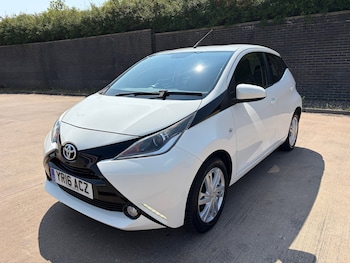 Used Toyota AYGO 2016 for sale - 79207342: Photo