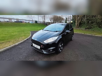 Used Ford Fiesta 2017 for sale - 77706404: Photo