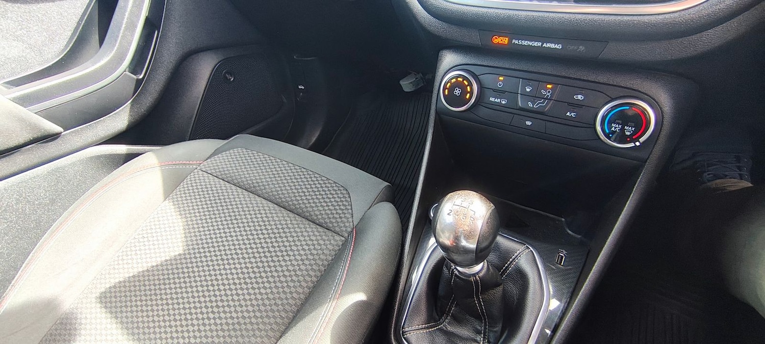 Used Ford Fiesta 2017 for sale - 78150015: Photo 15