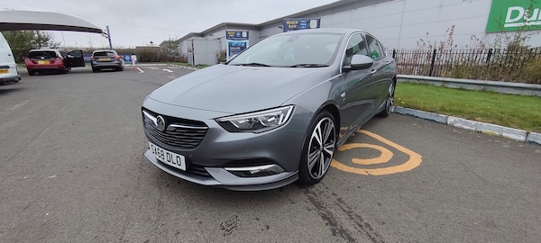 Used Vauxhall Insignia 2018 for sale - 76203666: Photo 1