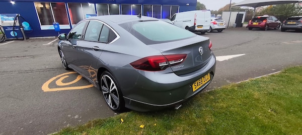 Used Vauxhall Insignia 2018 for sale - 76203666: Photo 3