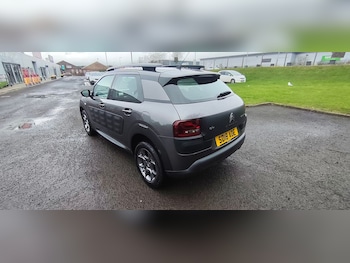 Used Citroen C4 Cactus 2018 for sale - 77855870: Photo