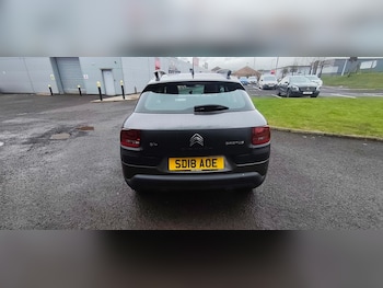 Used Citroen C4 Cactus 2018 for sale - 77855870: Photo
