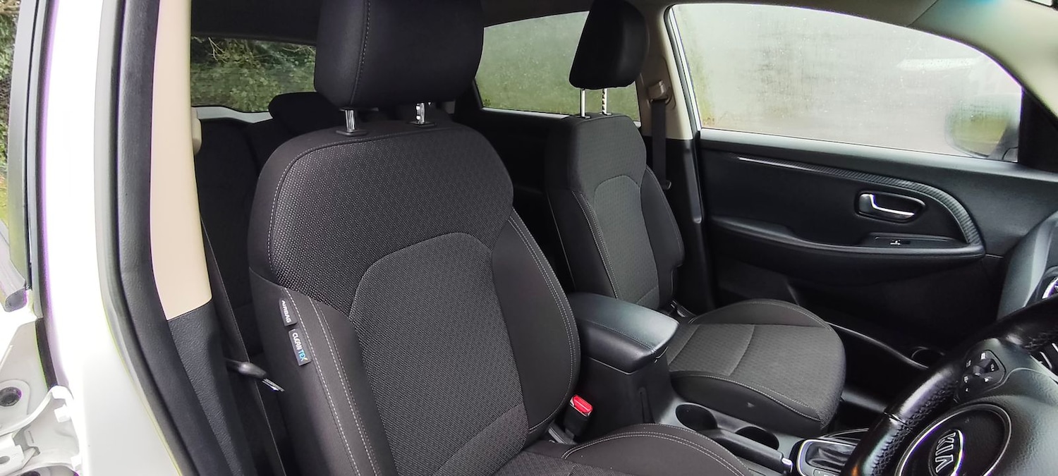 Used Kia Carens 2017 for sale - 77673970: Photo 11