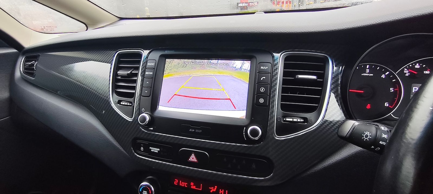 Used Kia Carens 2017 for sale - 77673970: Photo 17