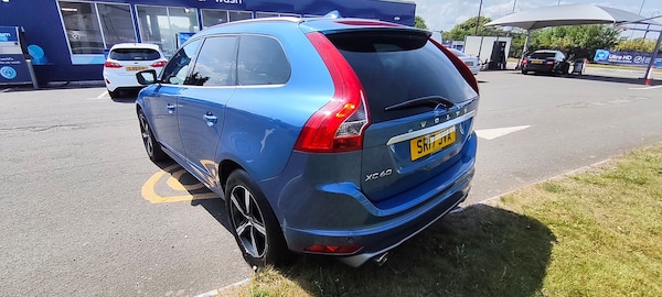 Used Volvo XC60 2017 for sale - 75281746: Photo 3
