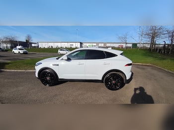 Used Jaguar E-Pace 2019 for sale - 77771405: Photo