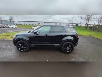 Used Land Rover Range Rover Evoque 2019 for sale - 77660512: Photo