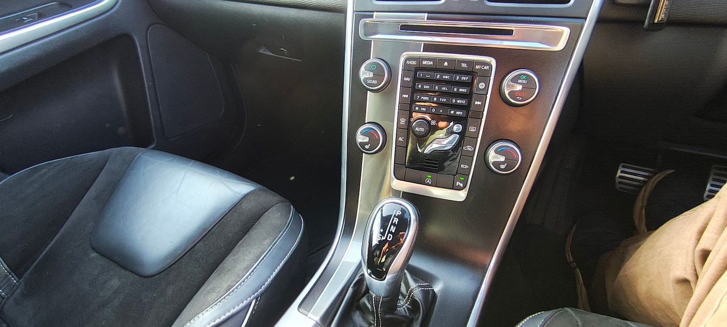 Used Volvo XC60 2017 for sale - 76086567: Photo 17