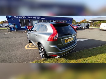 Used Volvo XC60 2017 for sale - 76086567: Photo 3