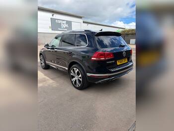 Used Volkswagen Touareg 2016 for sale - 79828081: Photo