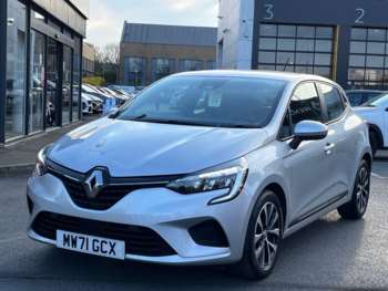 Used Renault Clio 2021 for sale - 74289763: Photo