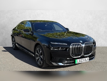 BMW - i7