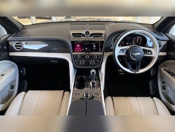 Used Bentley Bentayga 2026 for sale - 79371448: Photo