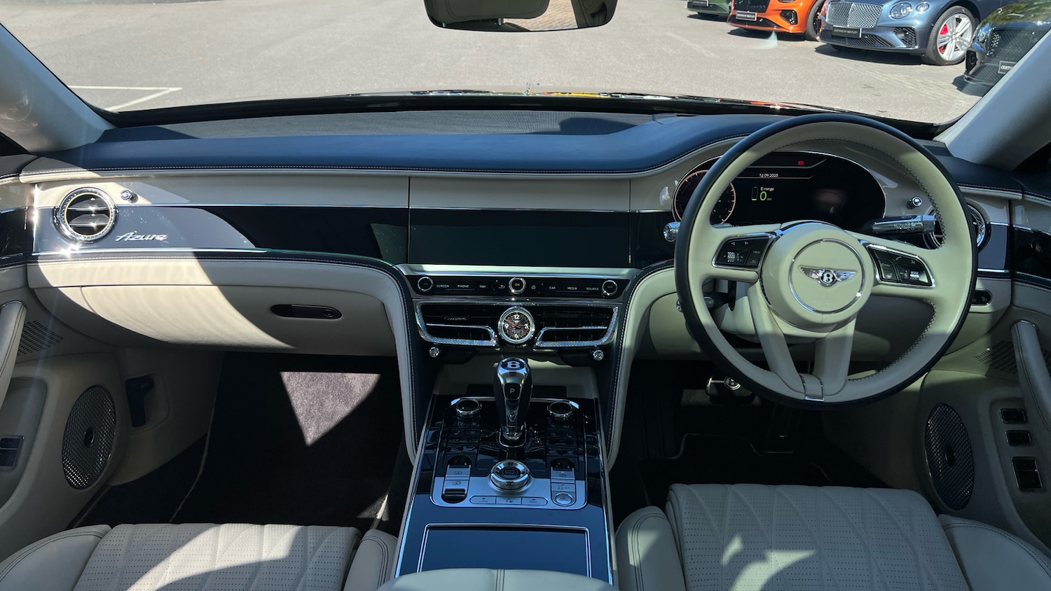 Used Bentley Flying Spur 2023 for sale - 76482776: Photo 4