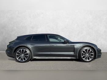 Used Porsche Taycan 2023 for sale - 78646993: Photo
