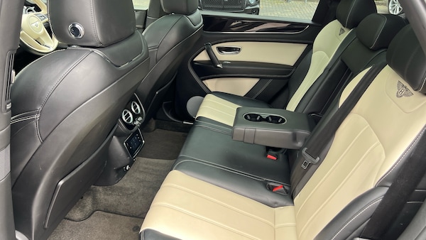 Used Bentley Bentayga 2018 for sale - 76237315: Photo 15