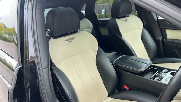 Used Bentley Bentayga 2018 for sale - 76237315: Photo 22