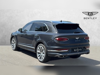 Used Bentley Bentayga 2026 for sale - 79359611: Photo