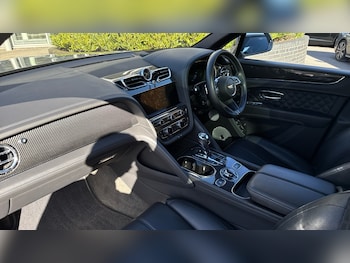 Used Bentley Bentayga 2022 for sale - 76346947: Photo