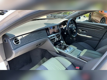 Used Bentley Flying Spur 2021 for sale - 79314450: Photo