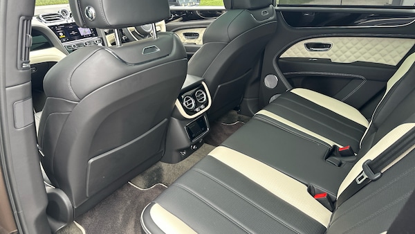 Used Bentley Bentayga 2022 for sale - 76267639: Photo 15