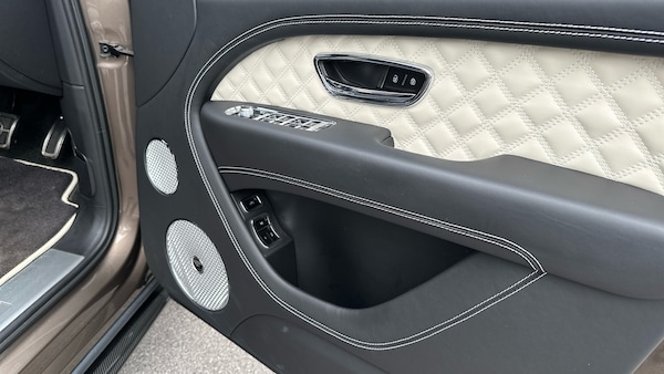 Used Bentley Bentayga 2022 for sale - 76267639: Photo 20