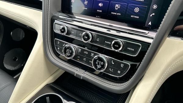Used Bentley Bentayga 2022 for sale - 76267639: Photo 25
