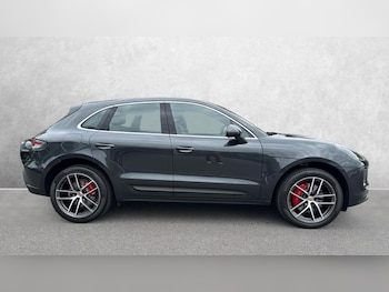 Used Porsche Macan 2023 for sale - 78502760: Photo