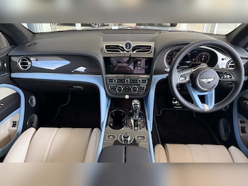 Used Bentley Bentayga 2026 for sale - 79371453: Photo