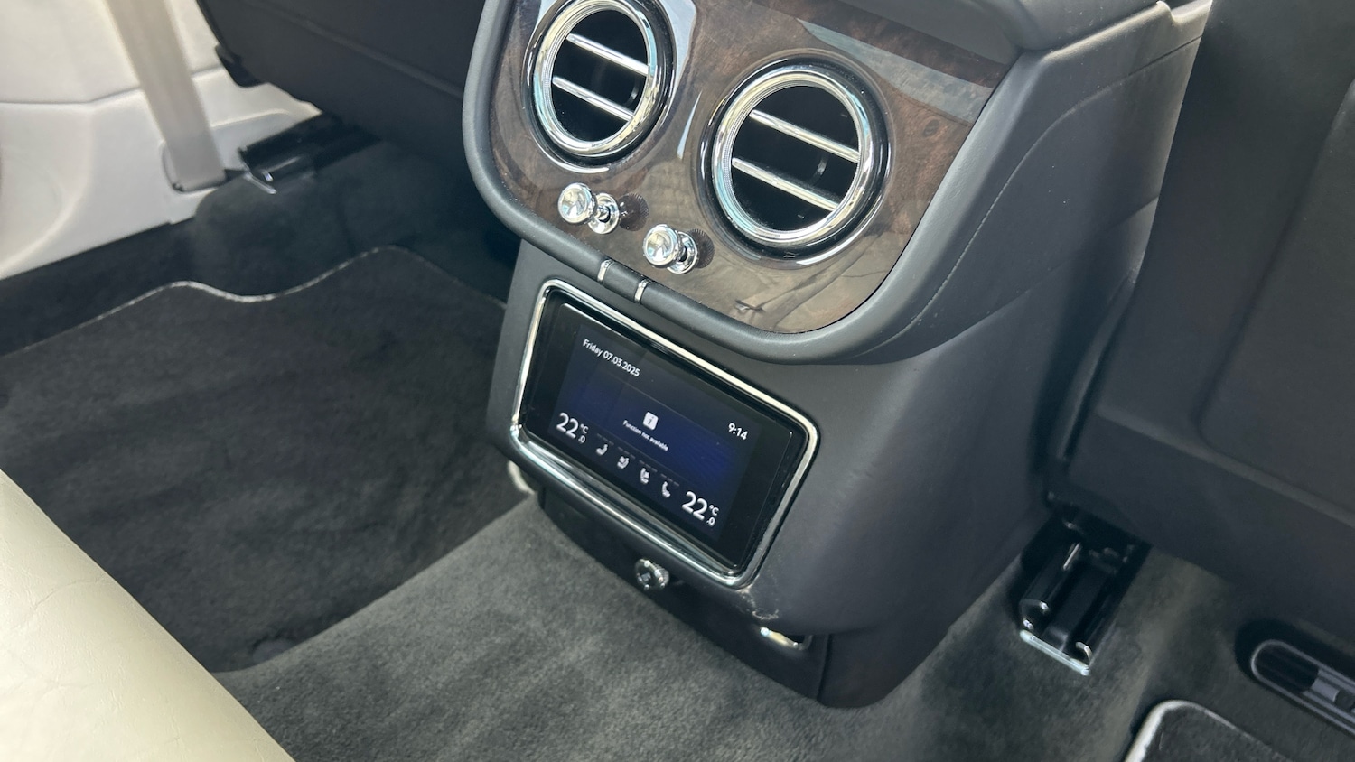 Used Bentley Bentayga 2020 for sale - 77288877: Photo 17