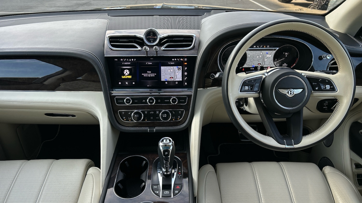 Used Bentley Bentayga 2020 for sale - 77288877: Photo 4