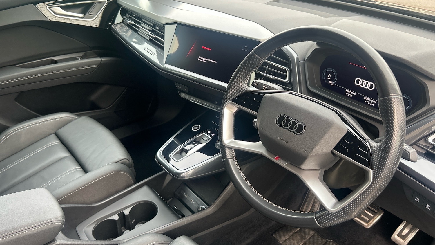 Used Audi Q4 e-tron 2023 for sale - 77572560: Photo 13