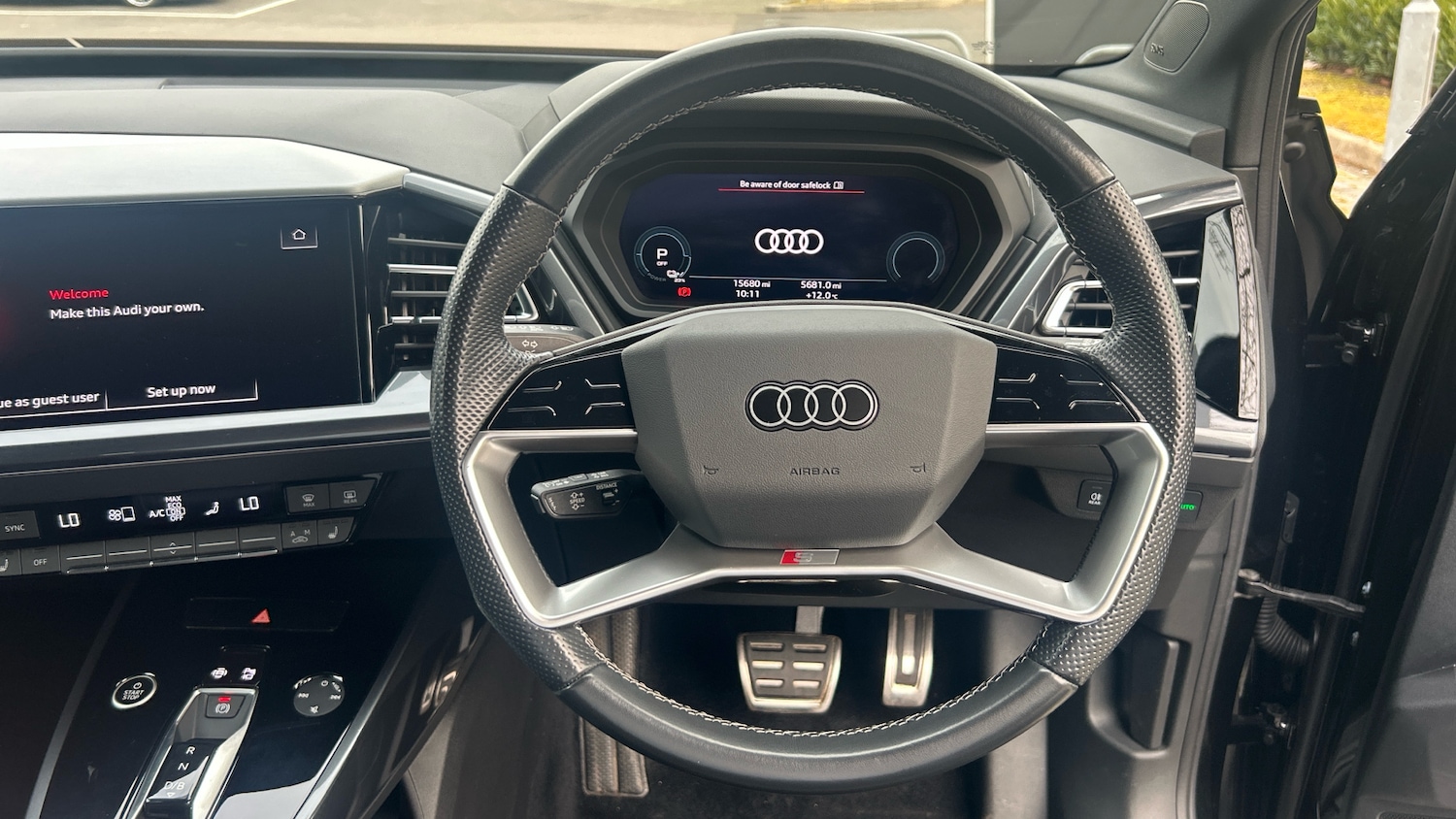 Used Audi Q4 e-tron 2023 for sale - 77572560: Photo 16