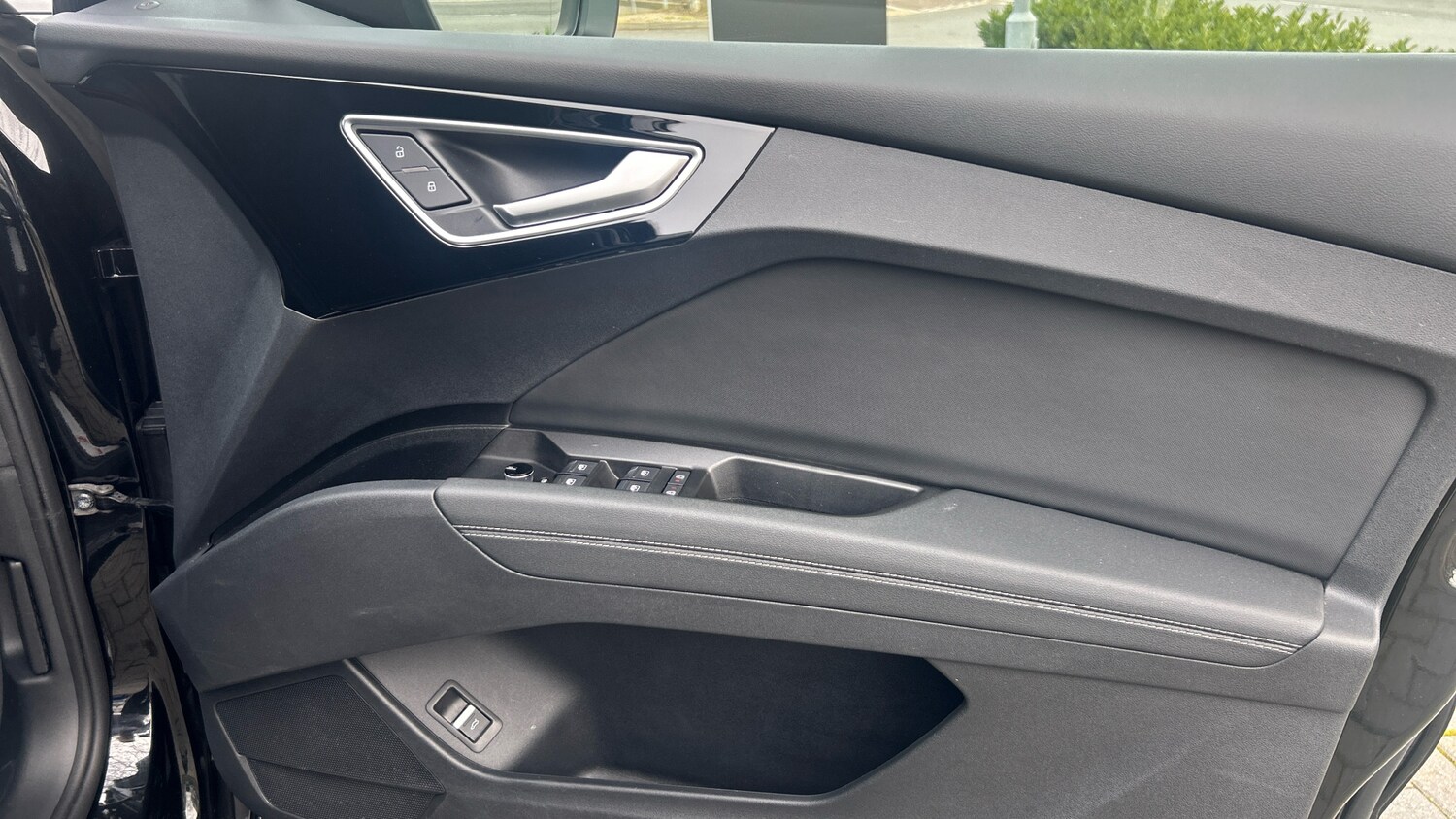 Used Audi Q4 e-tron 2023 for sale - 77572560: Photo 22