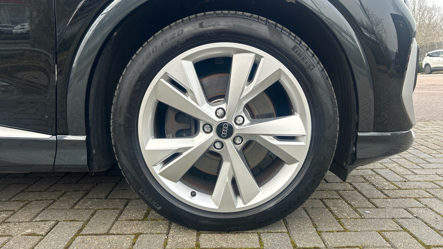 Used Audi Q4 e-tron 2023 for sale - 77572560: Photo 9